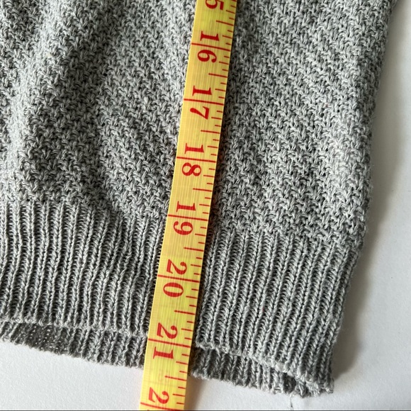 Shein | Gray Semi-Crop Knitted Sweater - Picture 9 of 9